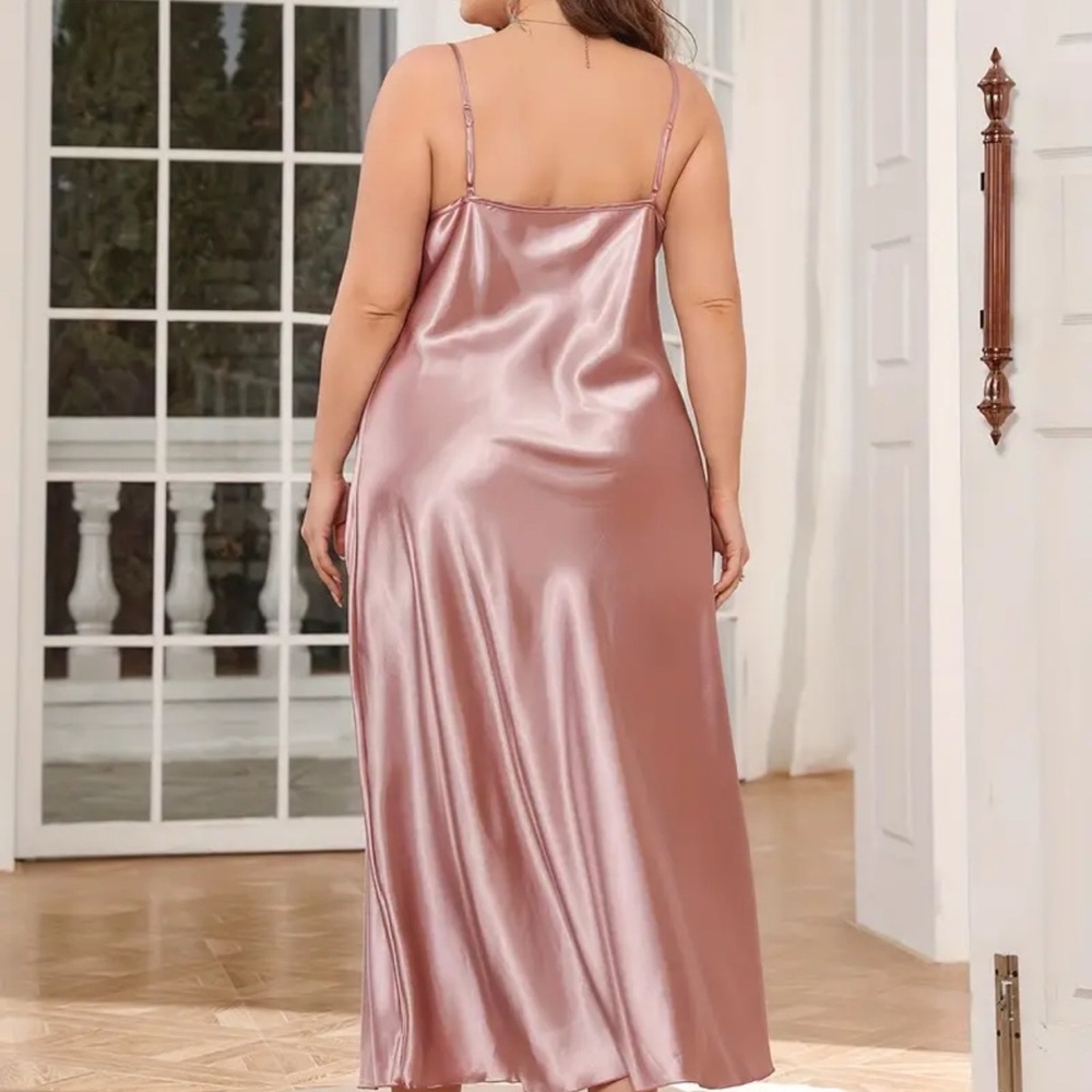 Pink Satin Chemise with V-Neck and Spaghetti Straps - Picture 3 of 4